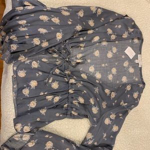 long sleeve tied floral shirt